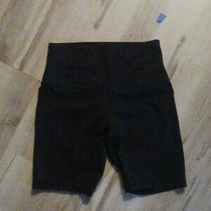 lululemon athletica Black Mid-Rise Bike Shorts